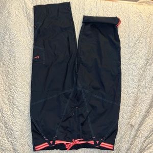 Nike Crop/Ankle Pants.  Size L.  Sporty
